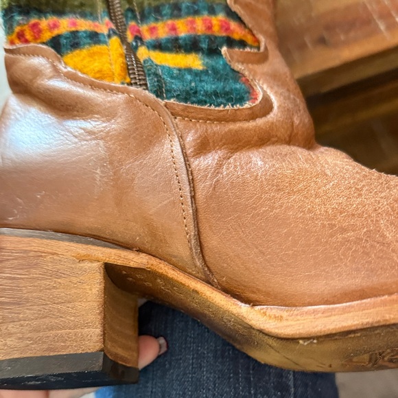 Freebird Tan Leather Boots with Multicolor Pattern - Picture 4 of 8